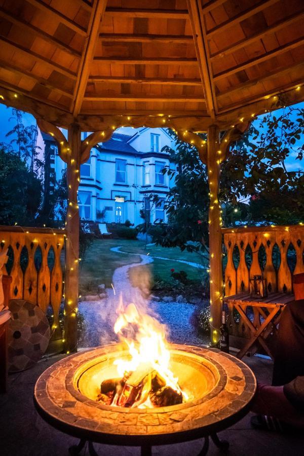 Rockleigh Place Сент-Остелл Екстер'єр фото